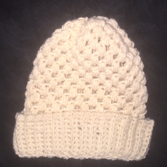 💗NWOT💗My Mini-Me Crochet Beanie & Scarf Set☃️ - Picture 2 of 3